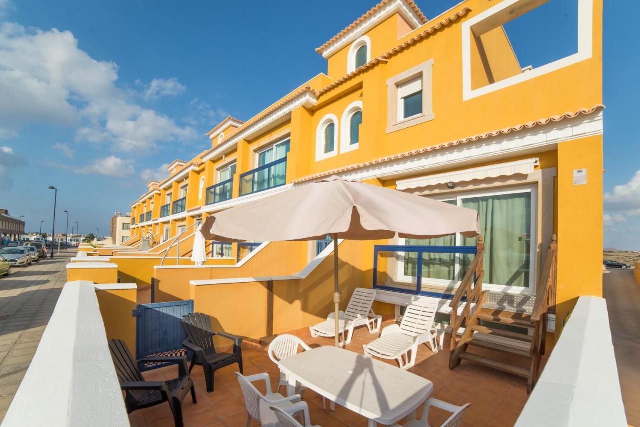 Apartamentos Arenas Blancas De Cotillo Vista Mar Exteriör bild